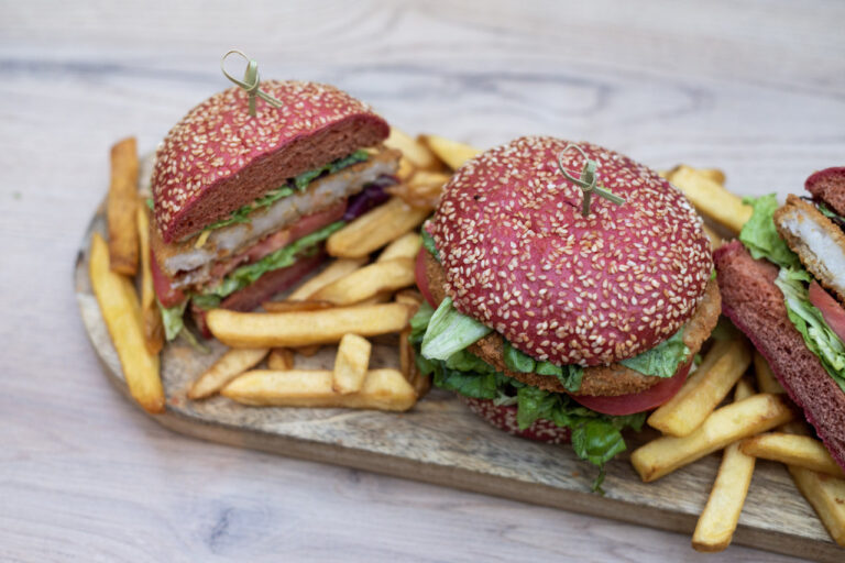 plant-based-fish-burger-2